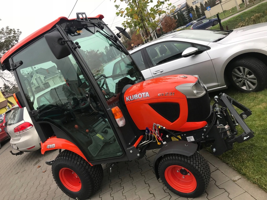 Traktorek Komunalny Kubota Bx Kabina