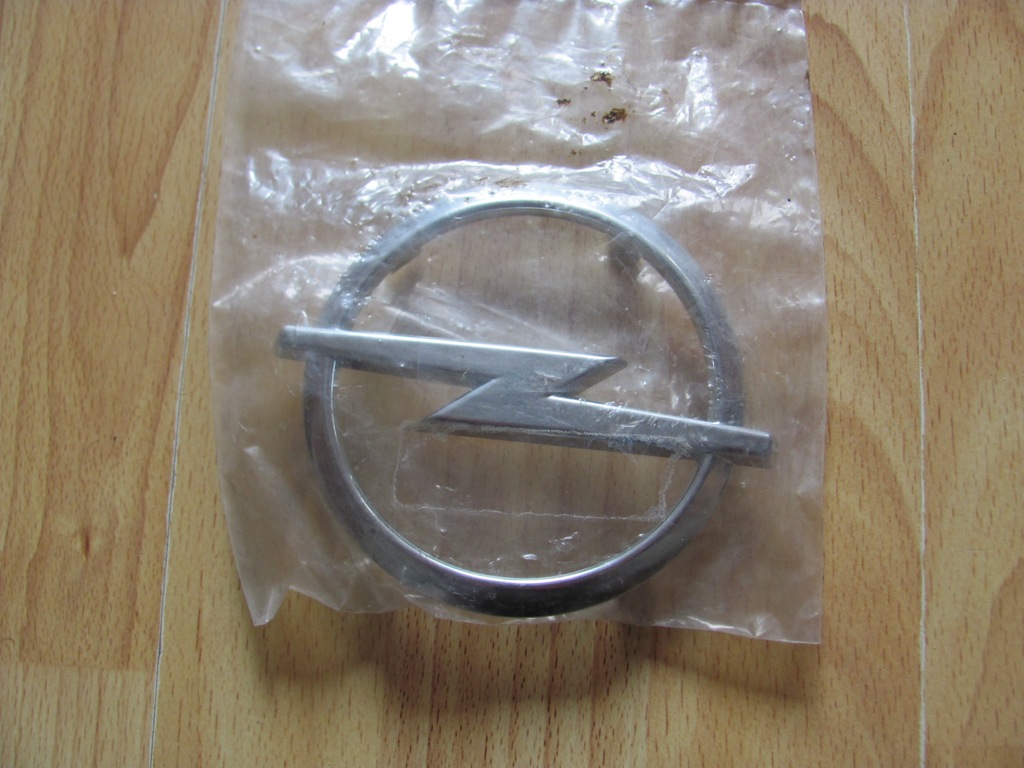 OPEL ZNACZEK EMBLEMAT PRZÓD 7270204438 oficjalne archiwum Allegro