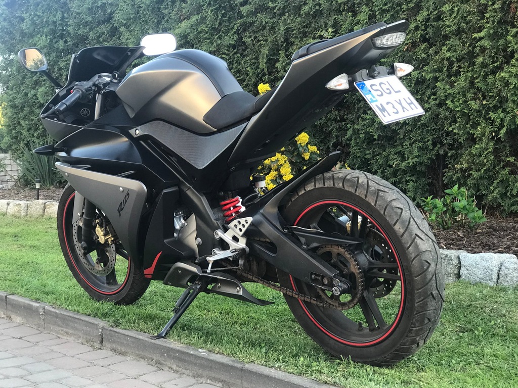 Yamaha Yzf R Zadbana Zarejestrowana Oficjalne