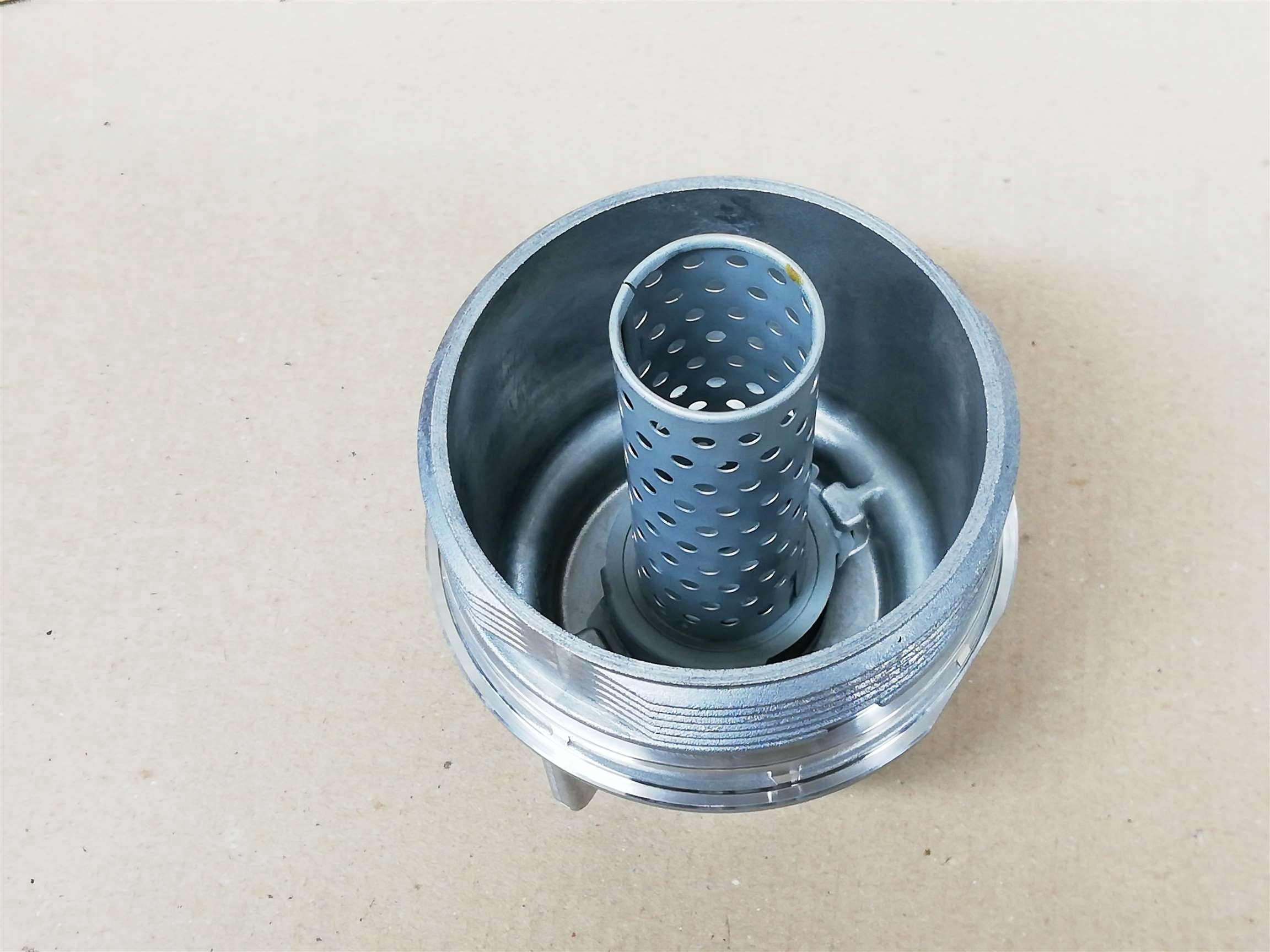 COROLLA VERSO 05 09 ZAKRETKA OBUDOWA FILTR OLEJU Engine Type Diesel