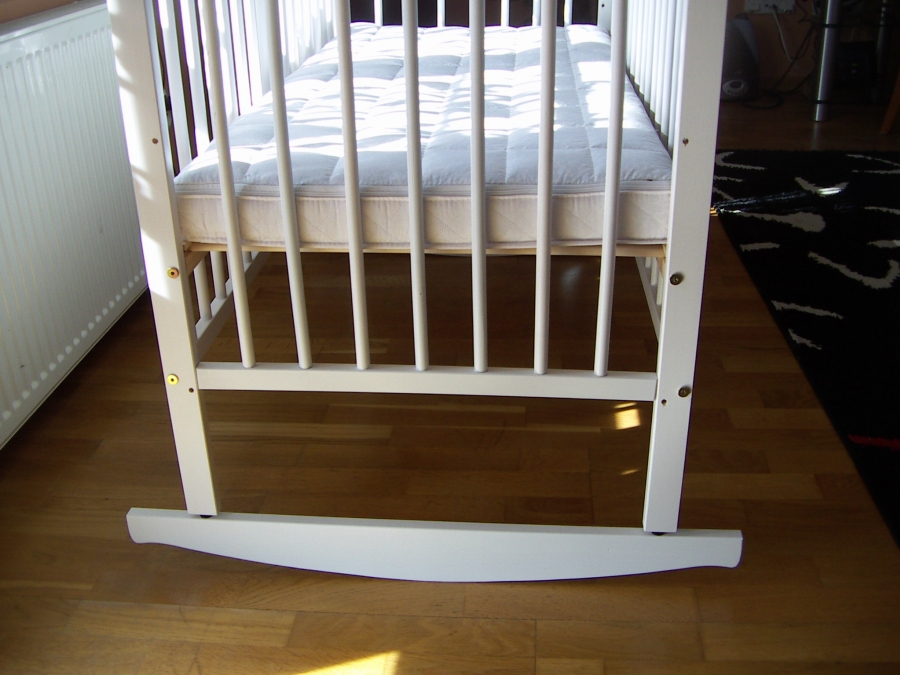 SOSNOWE POLSKIE ŁÓŻECZKA +BUJAK -KOŁYSKA +4 KÓŁKA Kolekcja łóżeczko