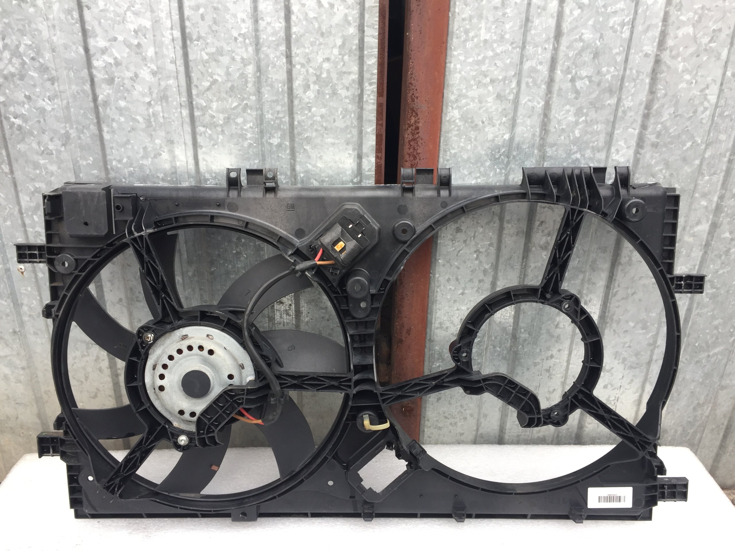 OPEL INSIGNIA КОРПУС ВЕНТИЛЯТОРОВ 2,0 CDTI 08-