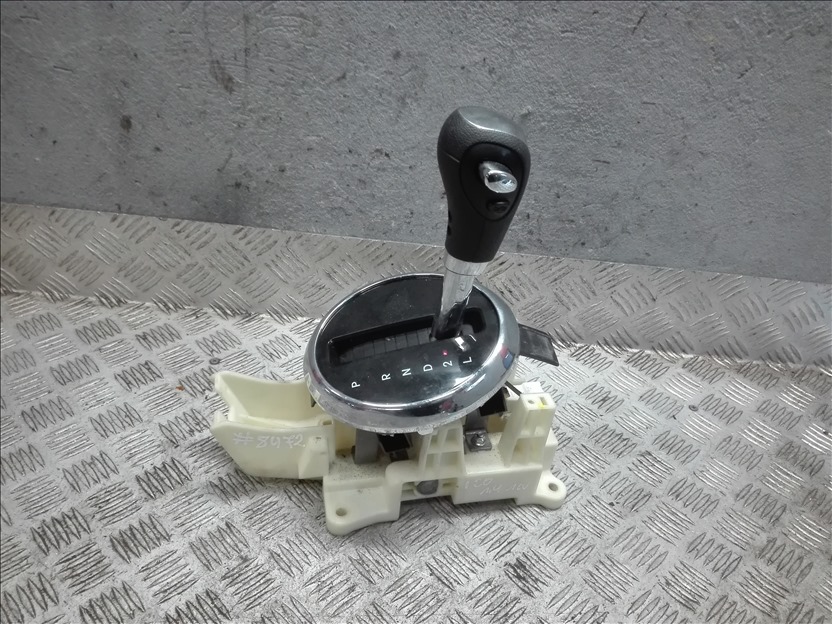 HYUNDAI I20 селектор ручка переключения передач Автомат