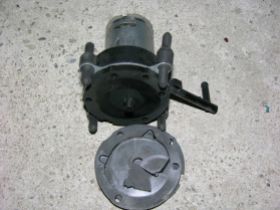 KOMPRESOR POMPA ZAMKA AUDI A3 A4 A6 A8 POMPKA Wersja Europejska