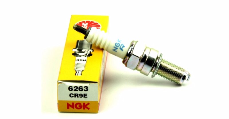 

Świeca Ngk CR9E Honda Suzuki Yamaha Junak 123