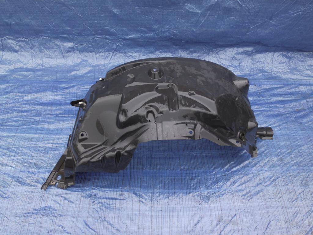 Range Rover Sport подкрылки 8H32-166562