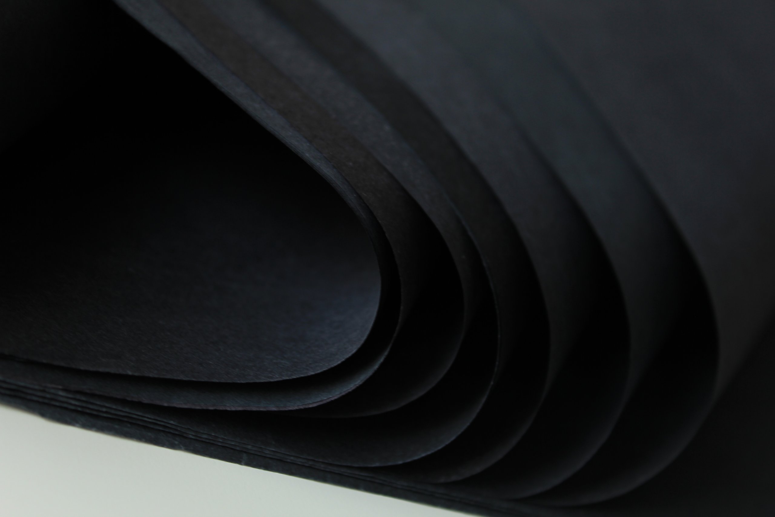 Grafitový ozdobný papír bez obsahu kyselin – 480 listů – 50 x 75 cm