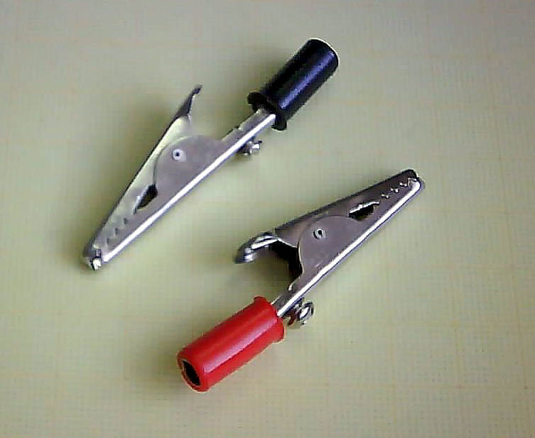 [STcs] KROK4 Krokodylek na wtyk bananowy czerwony czarny _szkolneLAB