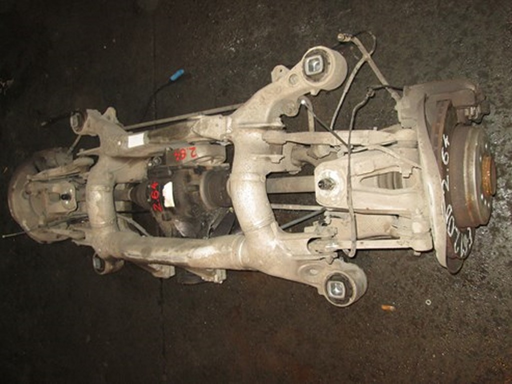 Zawieszenie tylne BMW 5 E61 E-61 2.0 D 2.64 kombi Producent części BMW OE