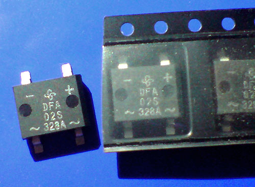 [STcs] DF02S Mostek prostowniczy Smd 1A 200V