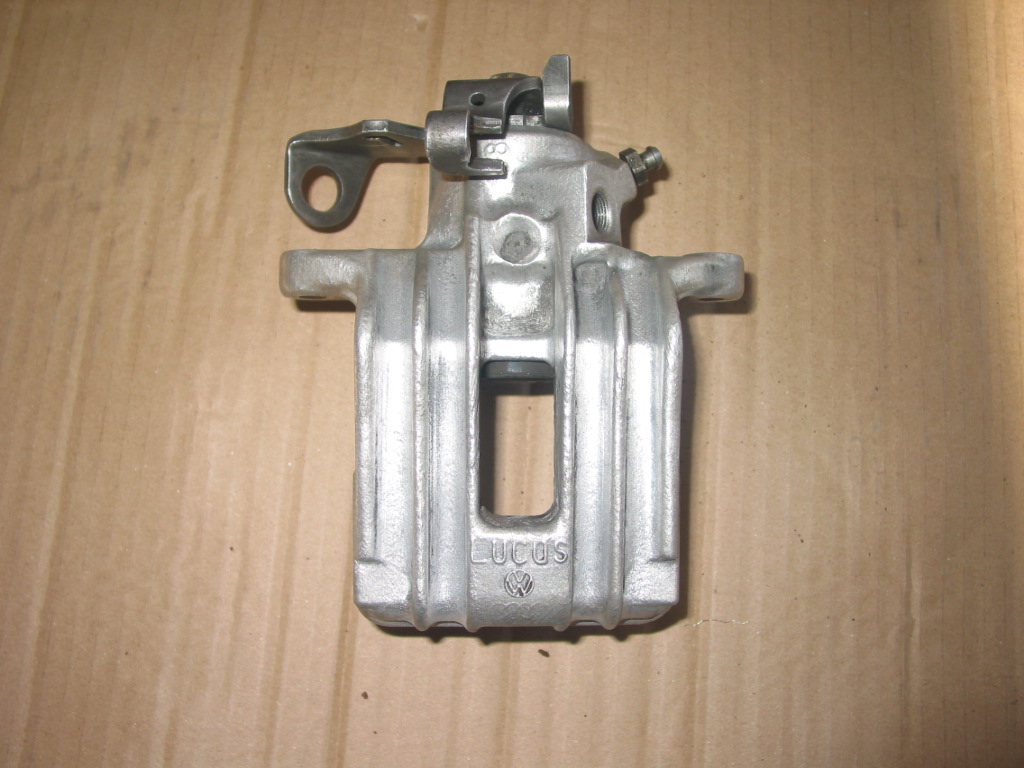 0100101010 - Задний тормозной суппорт POLO V 6R0 IBIZA 6J0 AUDI A1