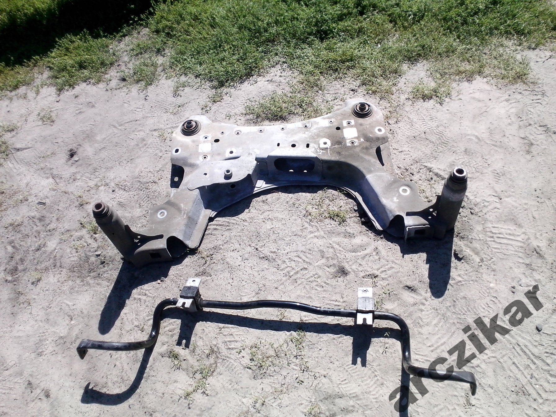 ВІЗОК САНИ КОЛИСКА SCENIC III MEGANE III