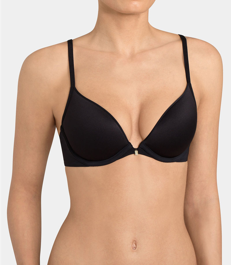 Triumph – Body Make-up Essentials Whu – černý – 85 A