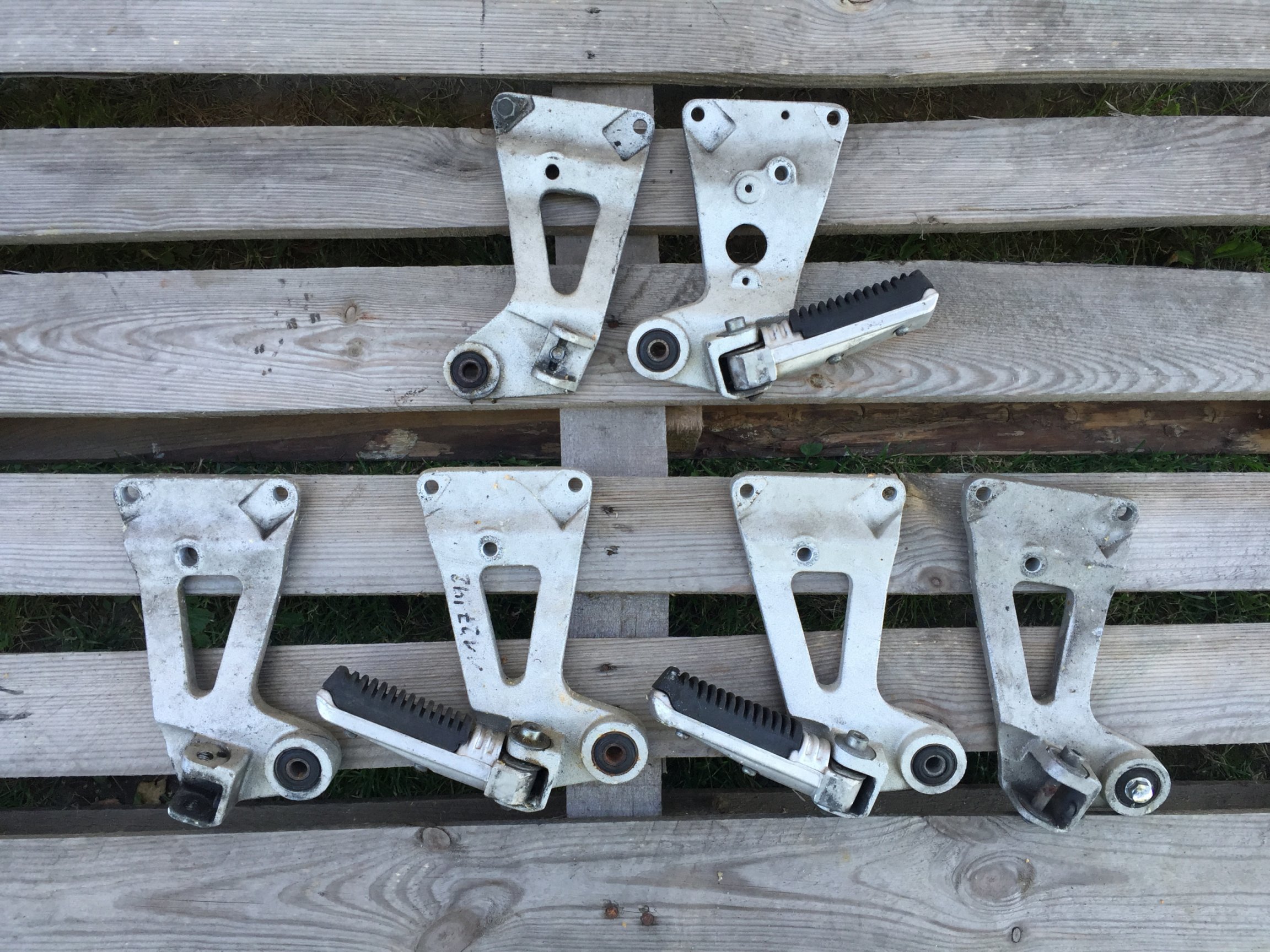 Sety podnóżki SUZUKI GSX-R 1100 GSXR olejak set