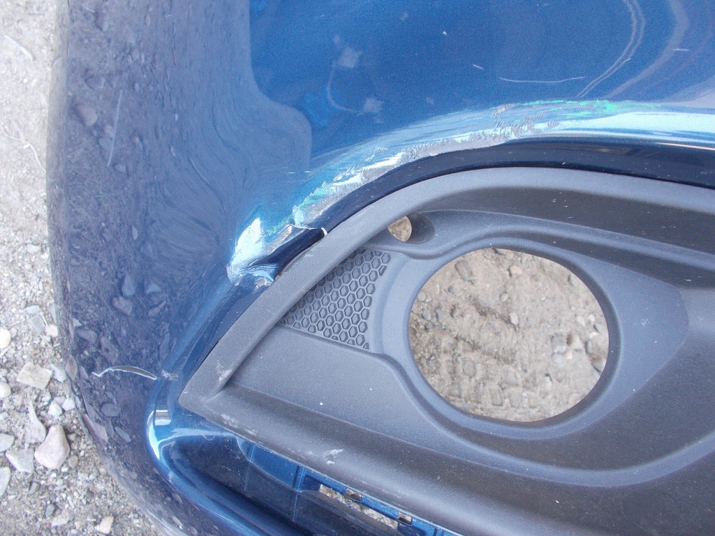 nárazník předek přední OPEL CORSA E 2014