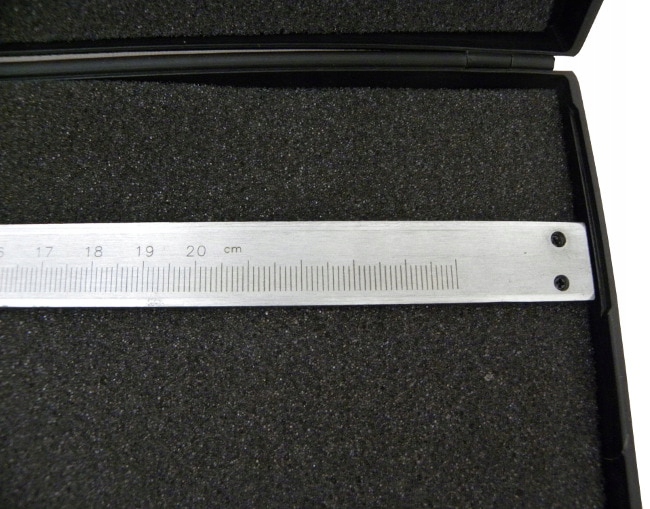 PRECYZYJNA SUWMIARKA 0-200mm 0.02mm PROFESJONAL Kod producenta 0-200 VERNIER CALIPER