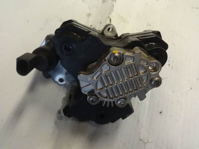 Mercedes насос wtryskowa новый 628 a628 a6280700101