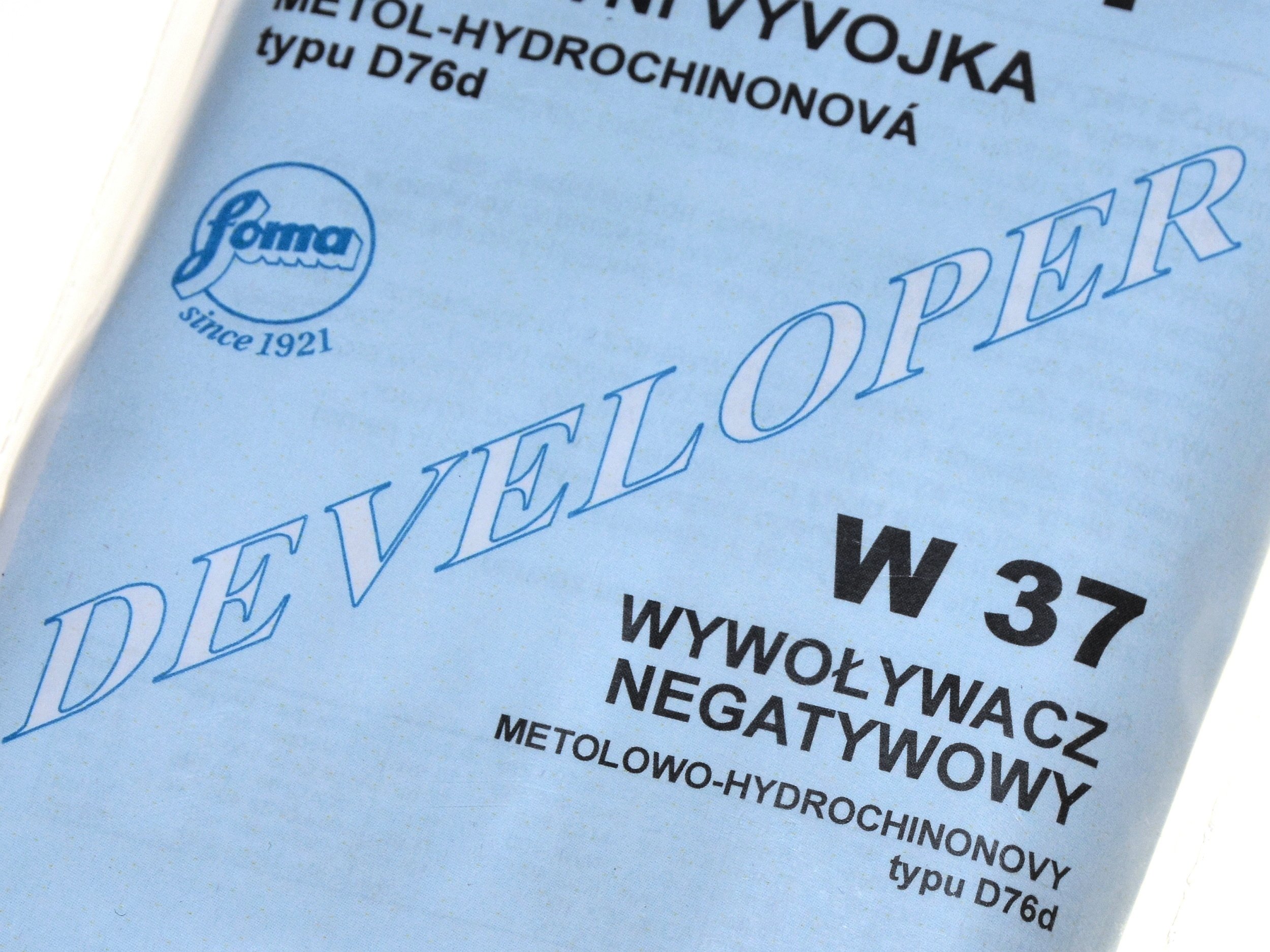 

Wywoływacz do filmu klisz Foma Fomadon Pw 37 D76d