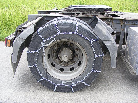 ŁAŃCUCH ŚNIEGOWY CIĘŻAROWE TIR AUTOBUS 205/75R17,5 Grupa rozmiarowa KN inna