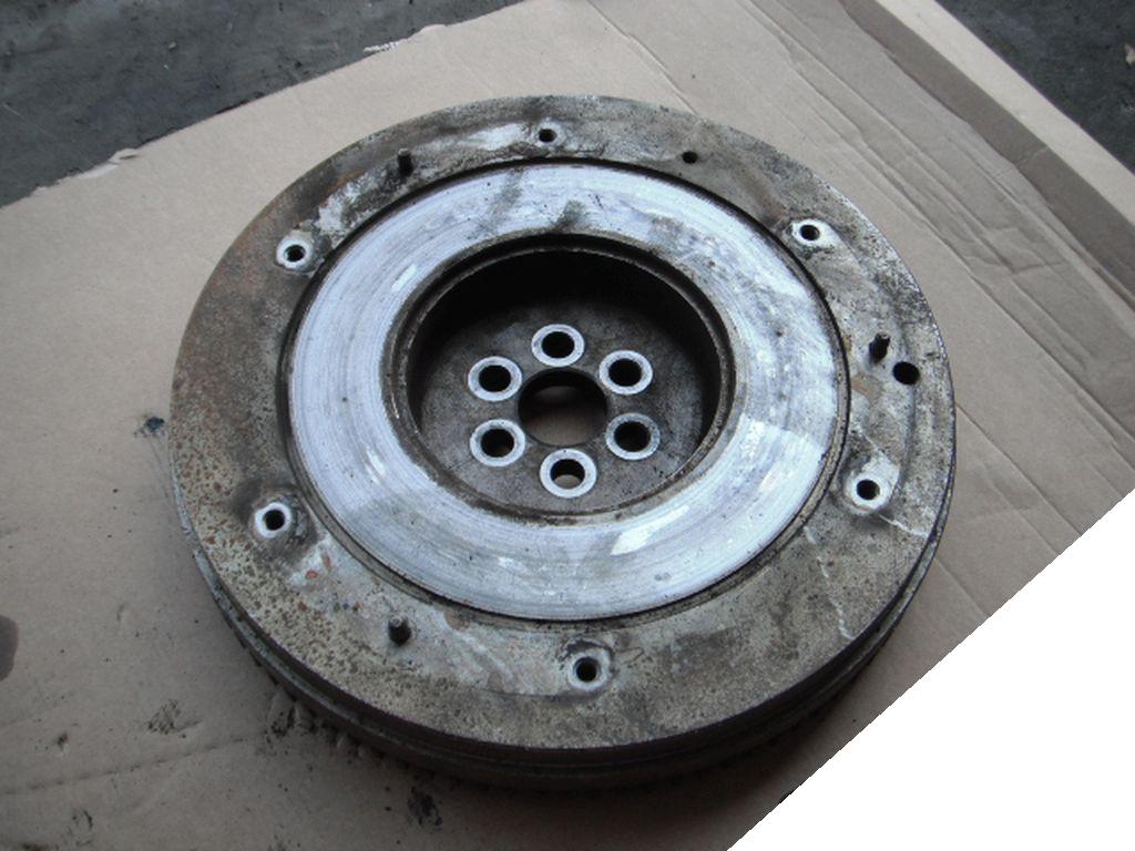 2.0D - NISSAN SERENA VANETTE 2.0 D 94R маховик