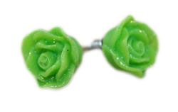 

-margut- Kolczyki kwiaty róże 1,5 cm zielone D