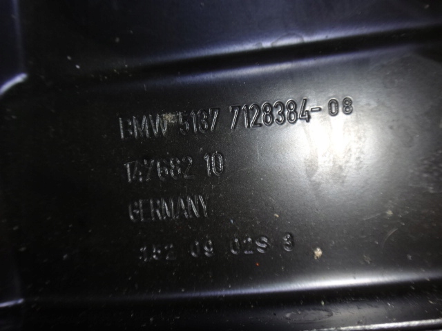KĄTOWNIK POŁĄCZENIOWY PRAWY TYŁ BMW 3 E93 7128384 Producent części BMW OE