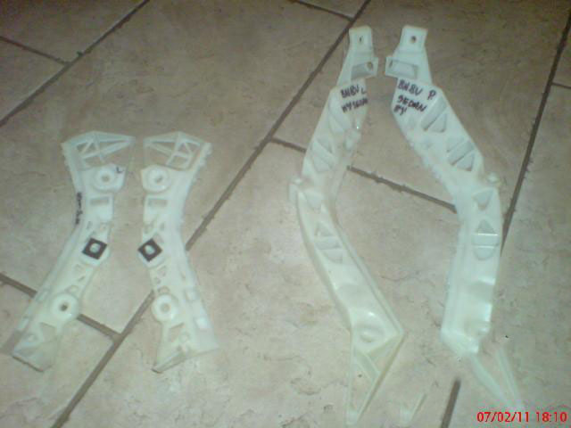 Mazda 3 Hatchb. 5d 03-08 ślizg zderzaka tył prawy