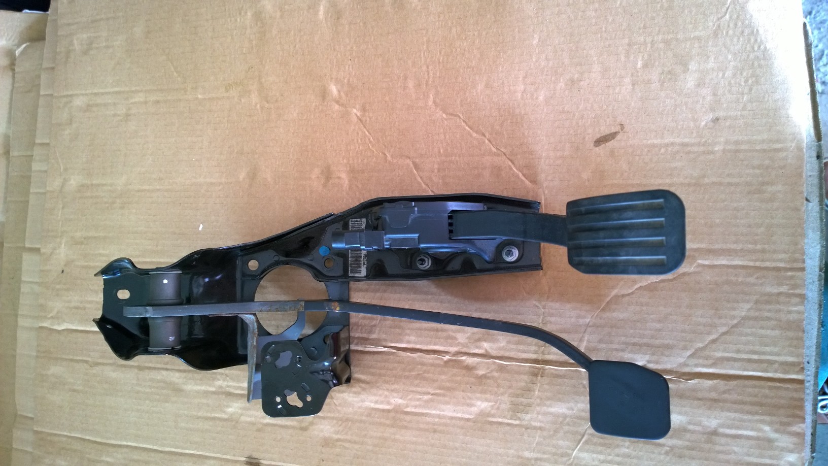 PEDAŁ HAMULCA FORD MONDEO MK4 MK 4 Producent części Ford OE