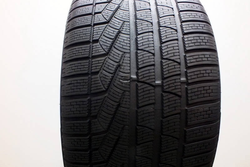 2Z 295/30R20 Pirelli Winter SottoZero S2 97V 4115 Kod producenta 1864300