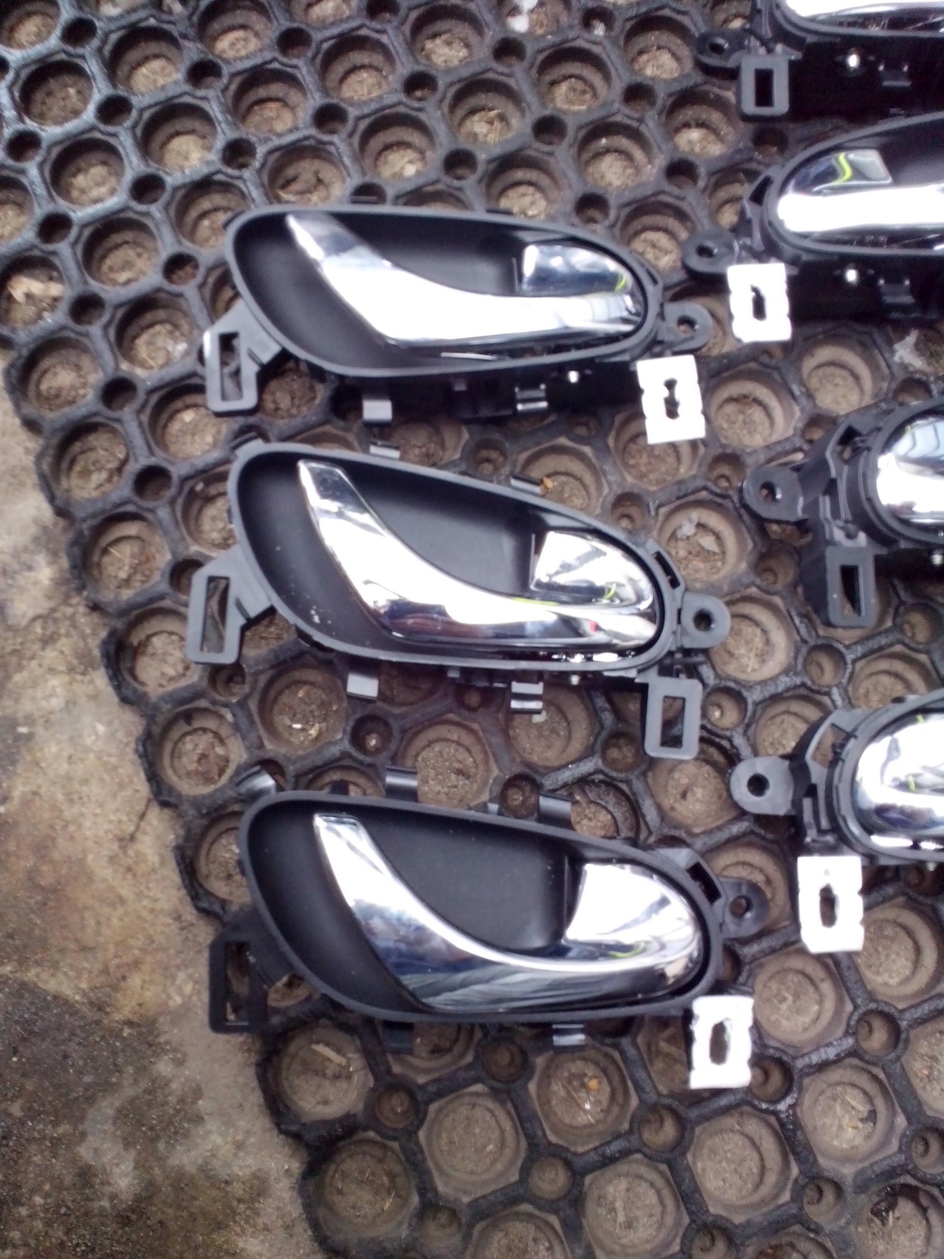 ручка двери внутренняя renault KADJAR