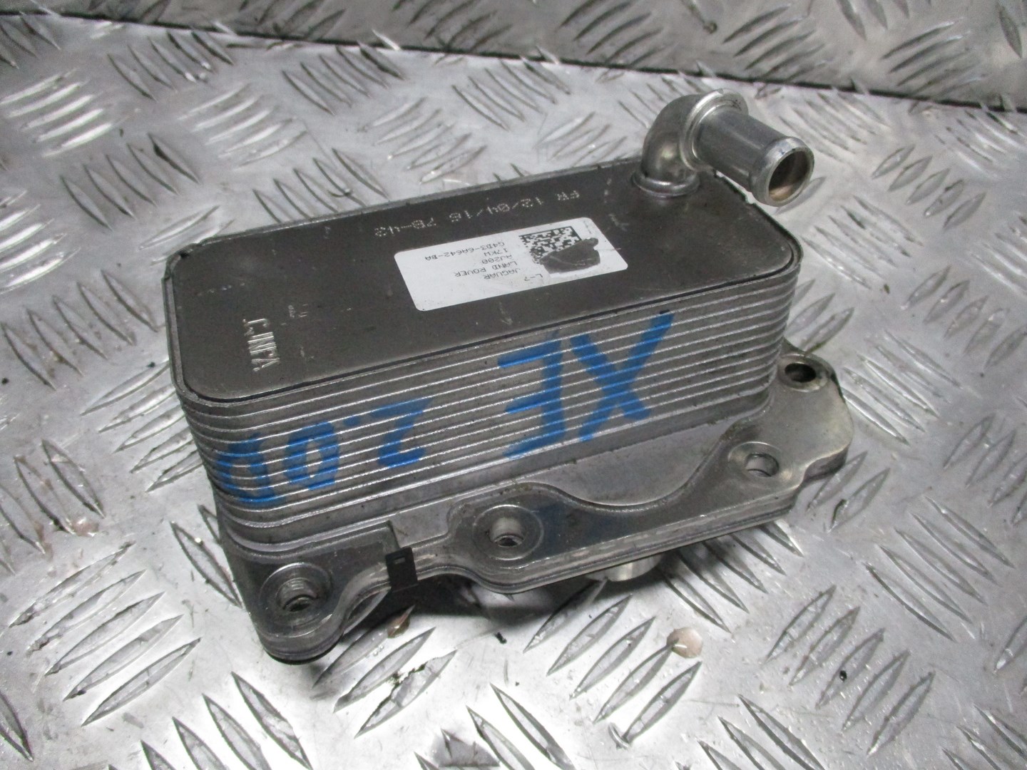 РАДІАТОР JAGUAR XE 2d