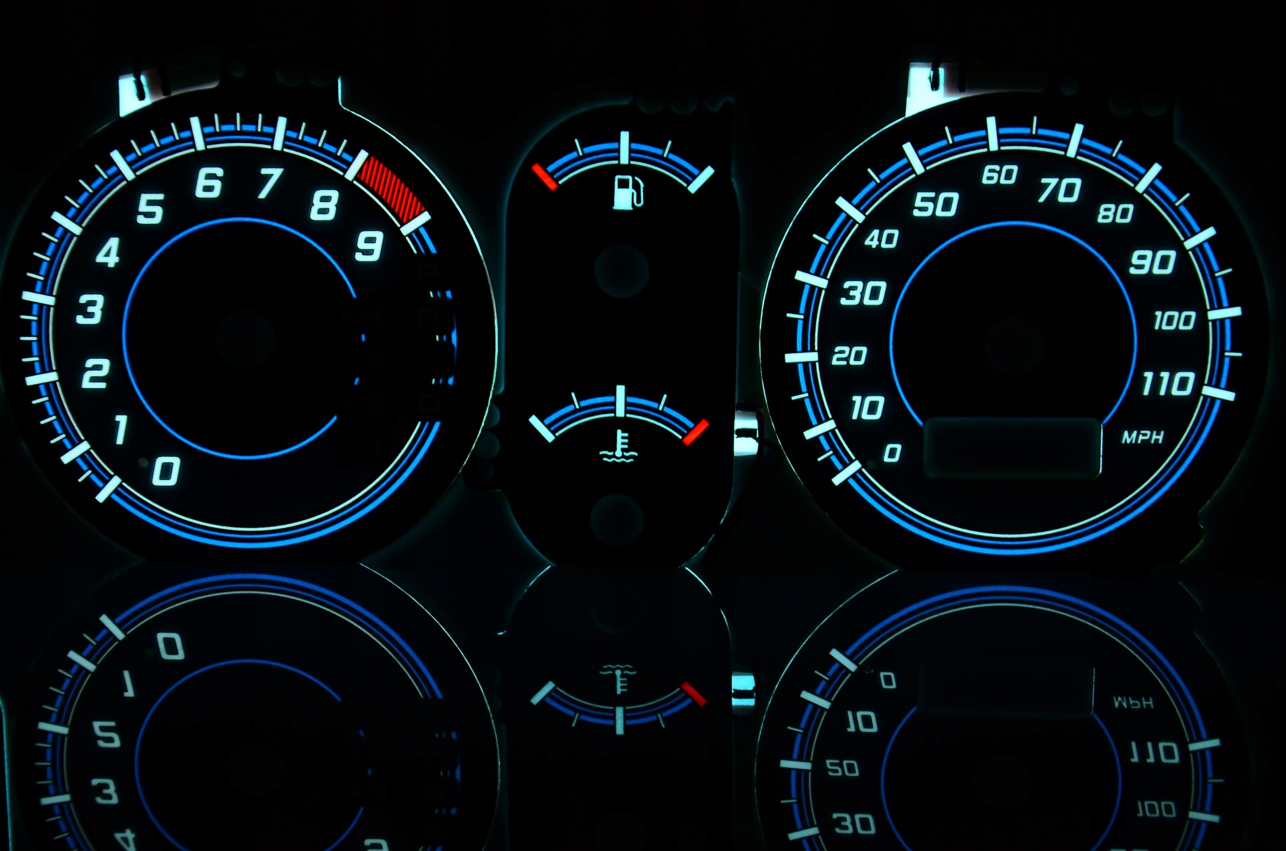 Mitsubishi FTO Tarcze licznika INDIGLO wzór 4 Producent Moman