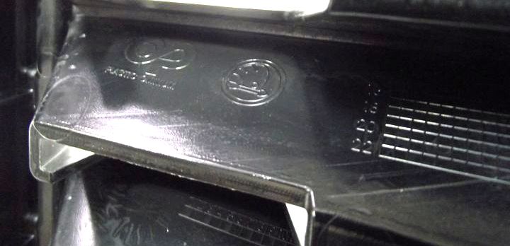 ATRAPA GRILL SKODA SUPERB II LIFT 3T0853668B ORG Typ samochodu Samochody osobowe