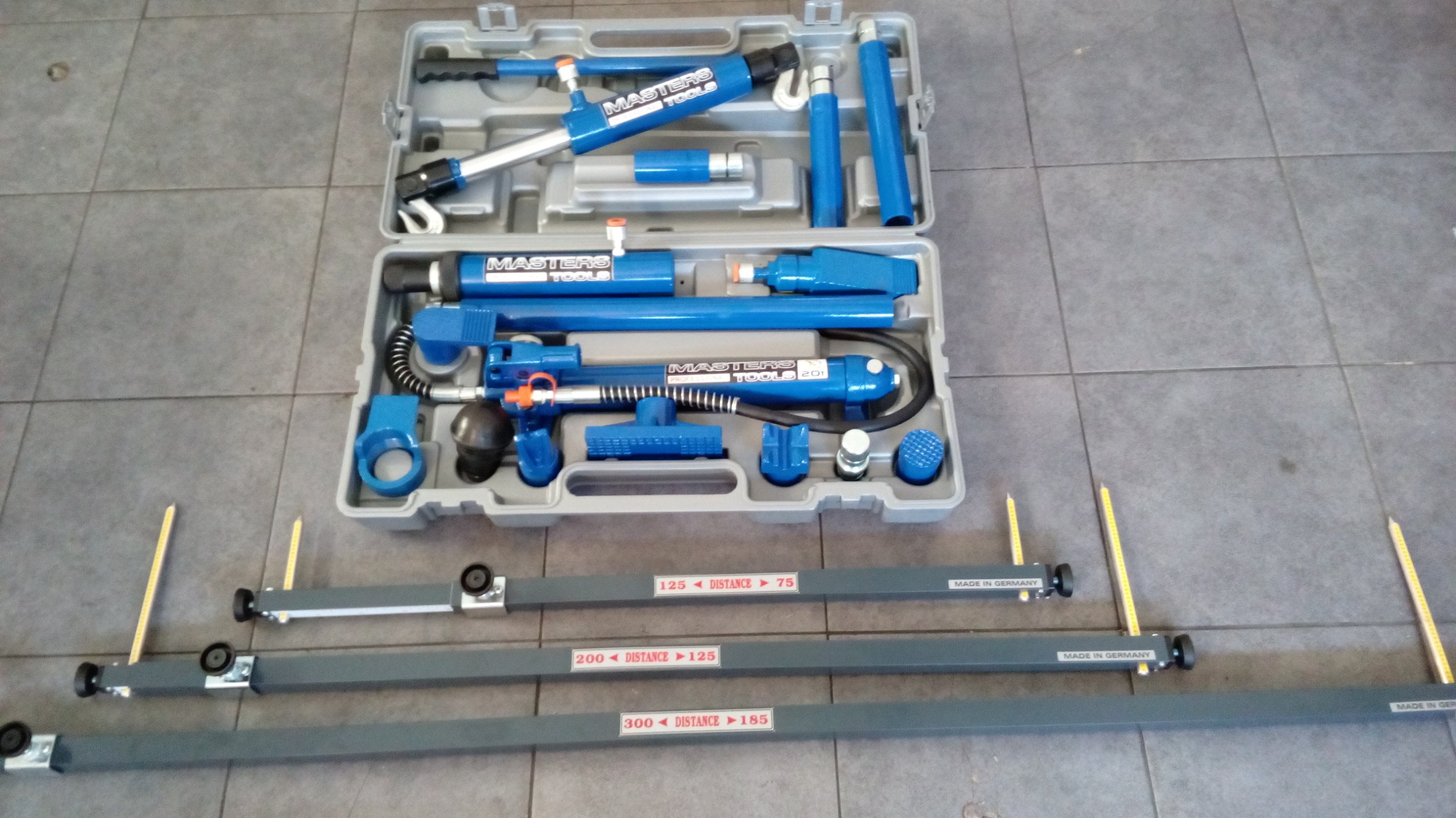 ROZPIERAKI ROZPIERAK LISTWY CYRKIEL POMIAROWE HIT! Marka Master Tools