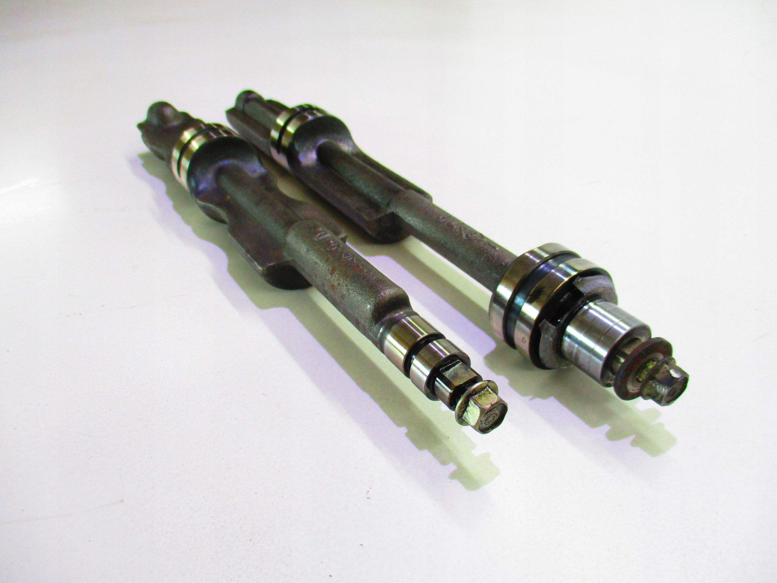 Mitsubishi Space Wagon 2.0 TD балансировочный вал