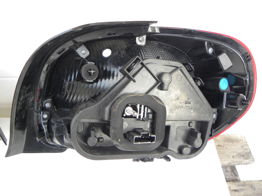 CITROEN C3 III TYLNE LAMPY Strona zabudowy lewe + prawe