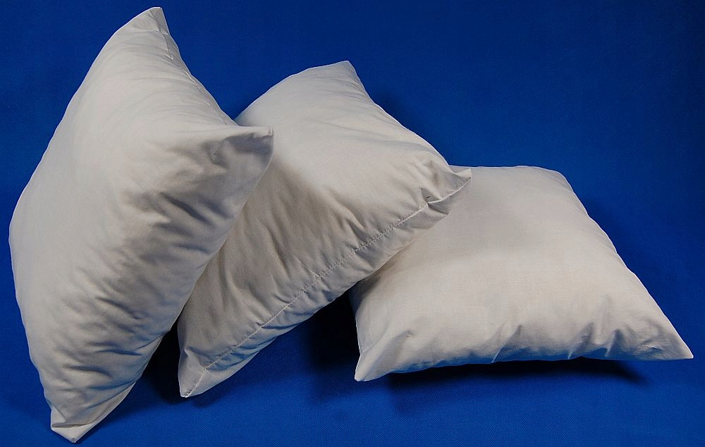 PODUSZKA JASIEK 35x35 ANTYALERGICZNA PROMOCJA Długość 35 cm