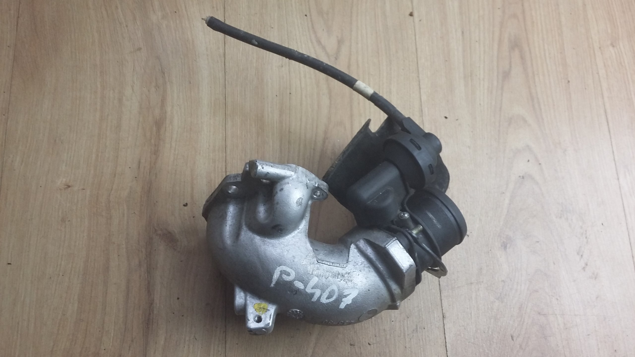 ДРОССЕЛЬНАЯ ТРУБА PEUGEOT 407 2.0 HDI 9638300960