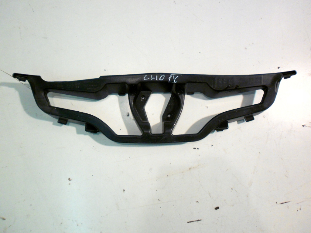 renault CLIO IV Усилитель решетка радиатора