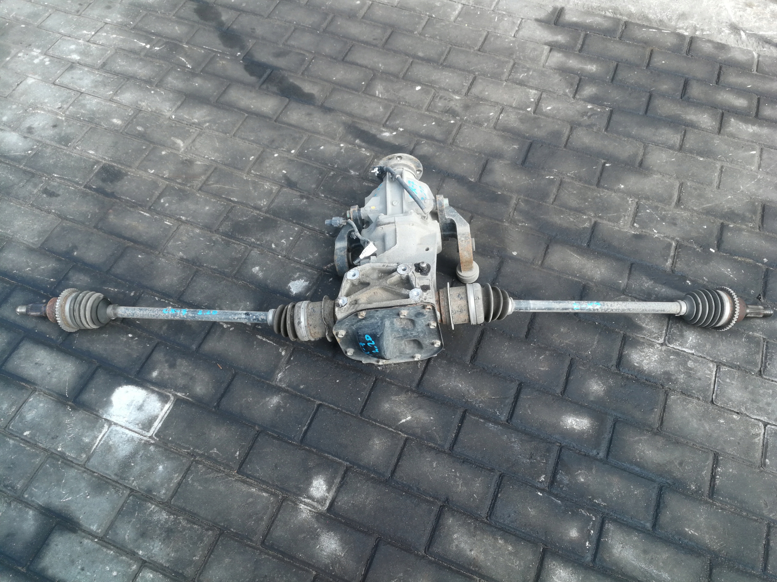 MAZDA CX7 2.2 D МОСТ ЗАДНИЙ ПОЛУОСЬ 4X4