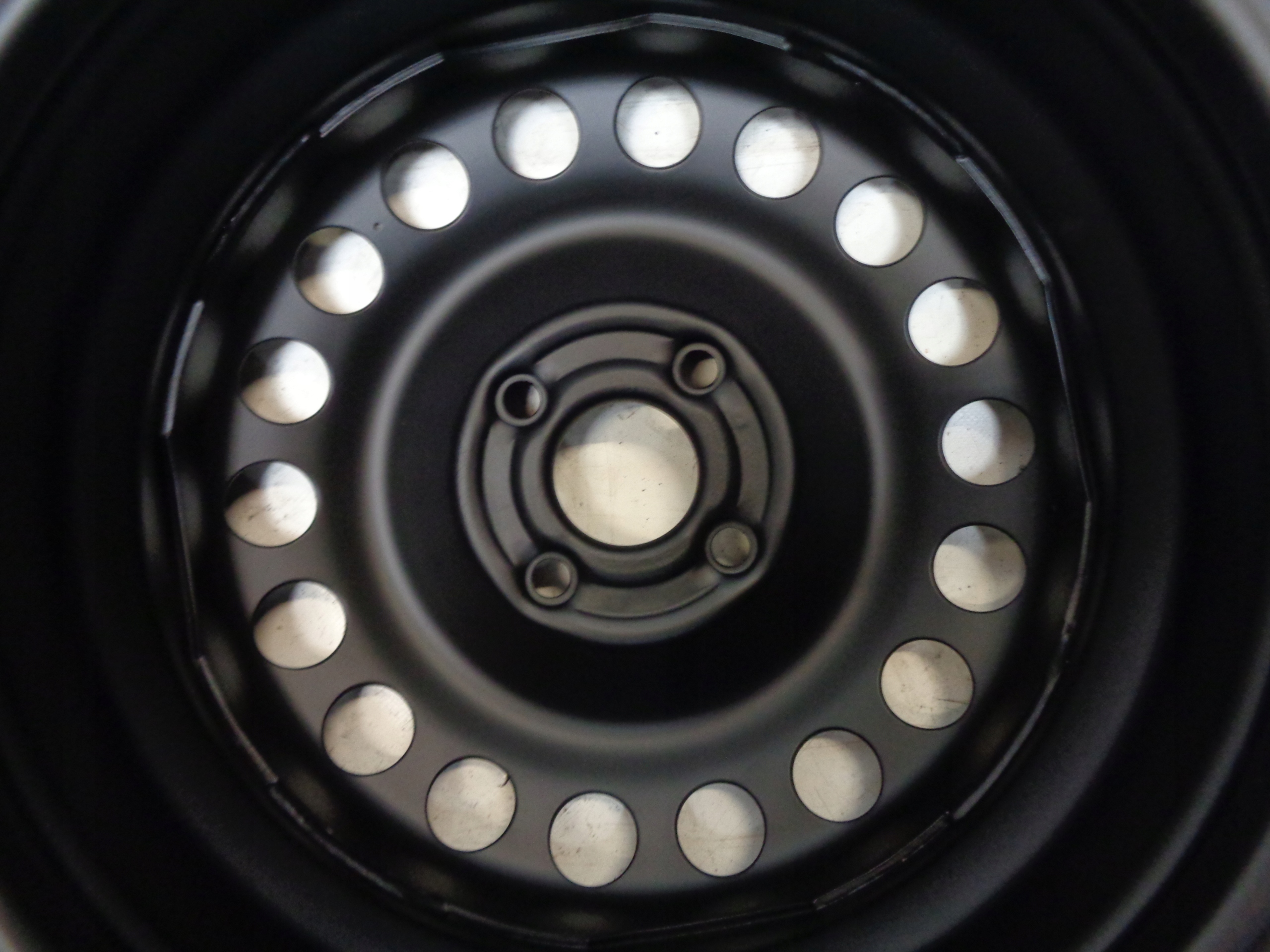 FELGI STALOWE 15 ASTRA II CORSA C VECTRA B ET49 Producent felg Inny