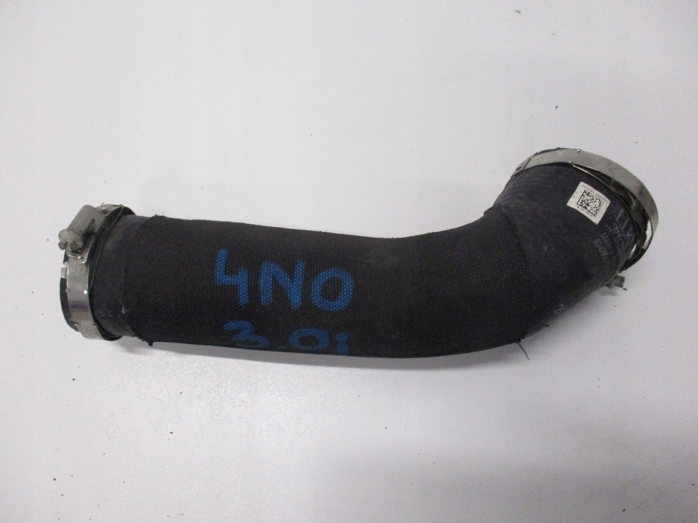 Труба AUDI A8 4n0 16R 4n0145709aa