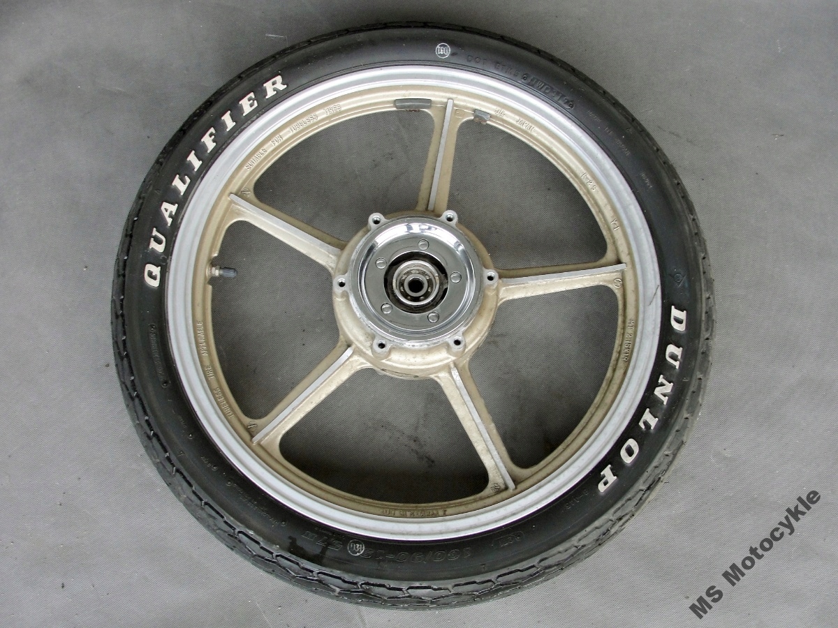 Колесо Ямаха r18