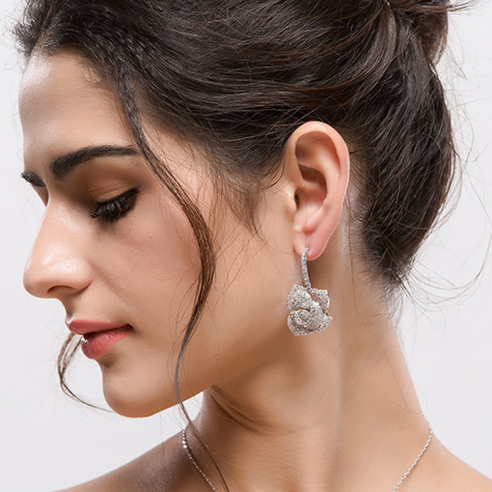 NASSARIUS KOLCZYKI DIAMENTOWA RÓŻA ZŁOTO SWAROVSKI Marka Inna marka