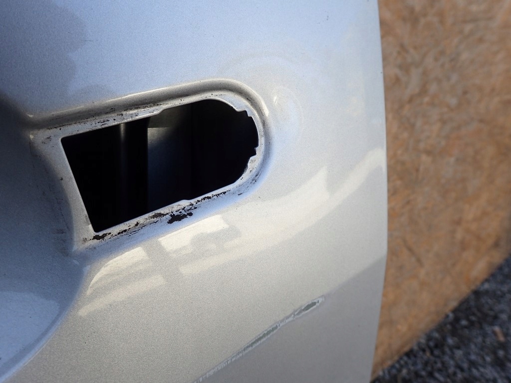 DRZWI LEWE PRZEDNIE LEWY PRZÓD NISSAN TIDA TIIDA Strona zabudowy przód - lewa