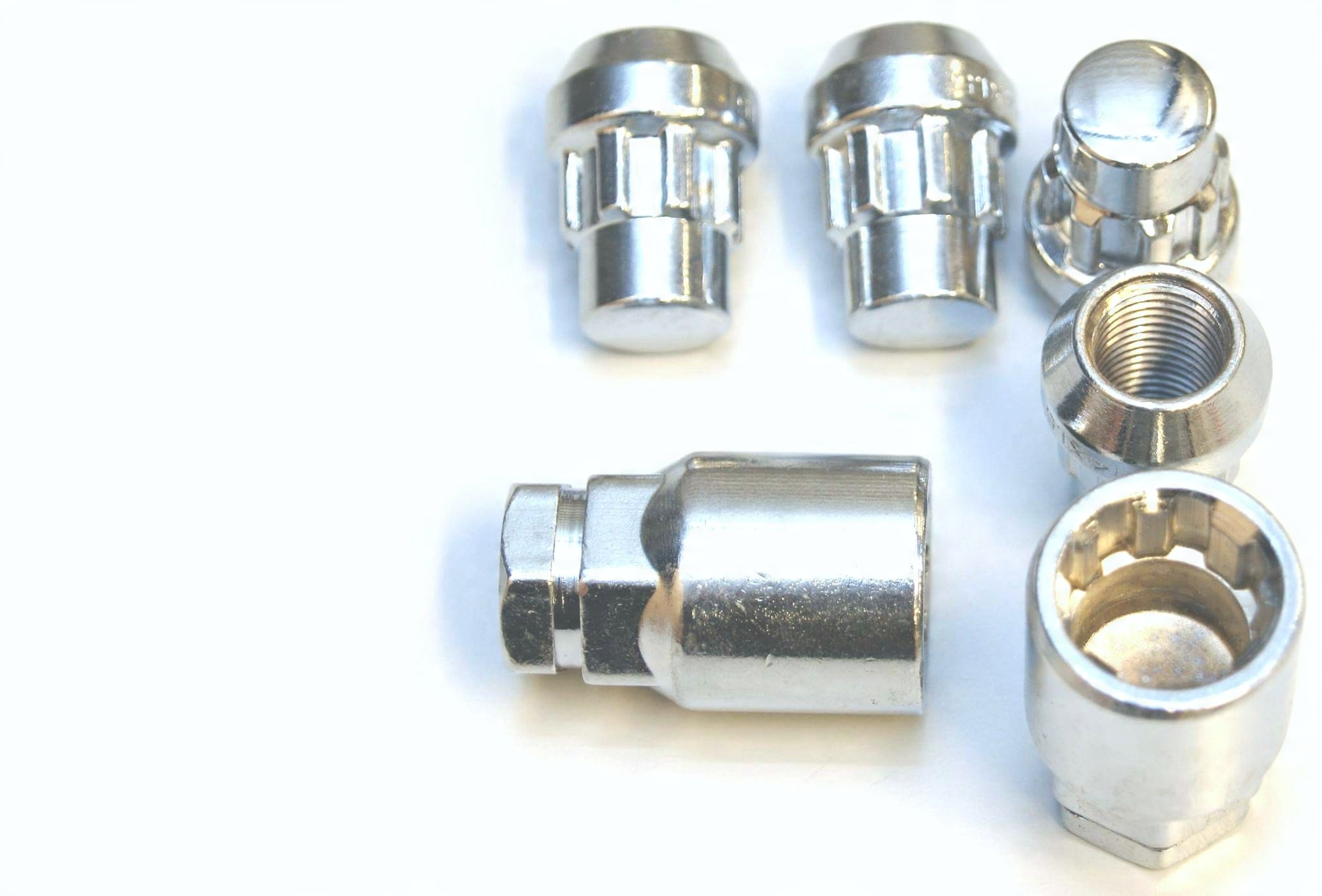 

Nakrętki zabezp. pełna stożek M12x1.5 np. Ford