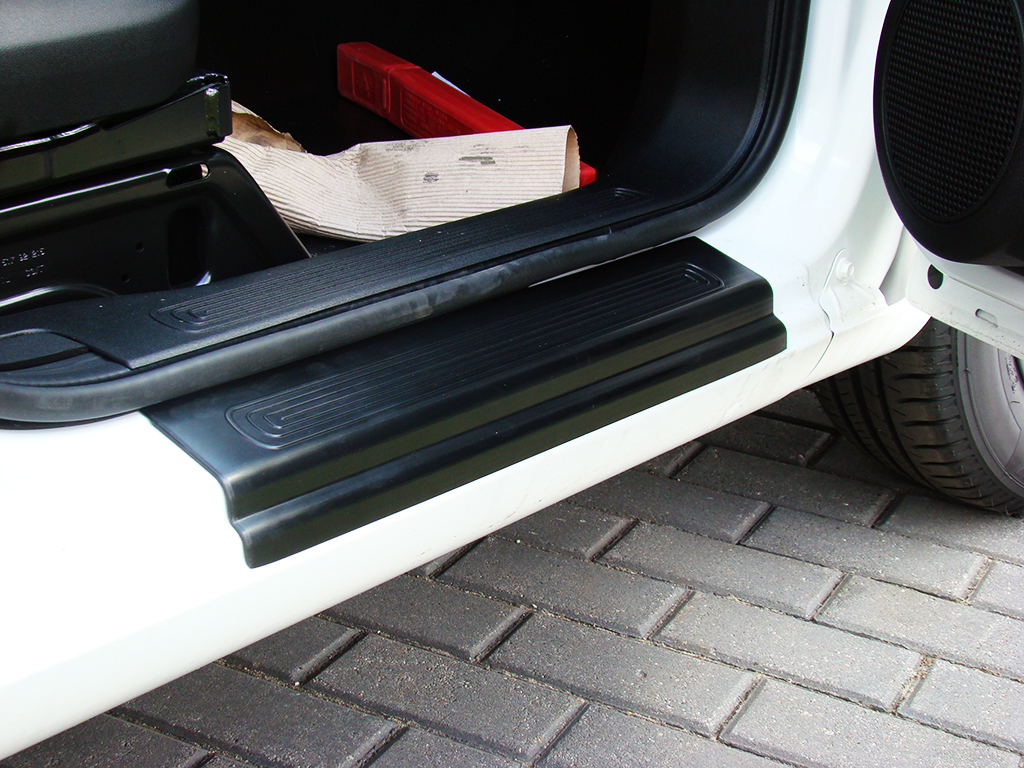 NAKŁADKA PROGOWA OSŁONA NA PRÓG CITROEN NEMO Kolor czarny