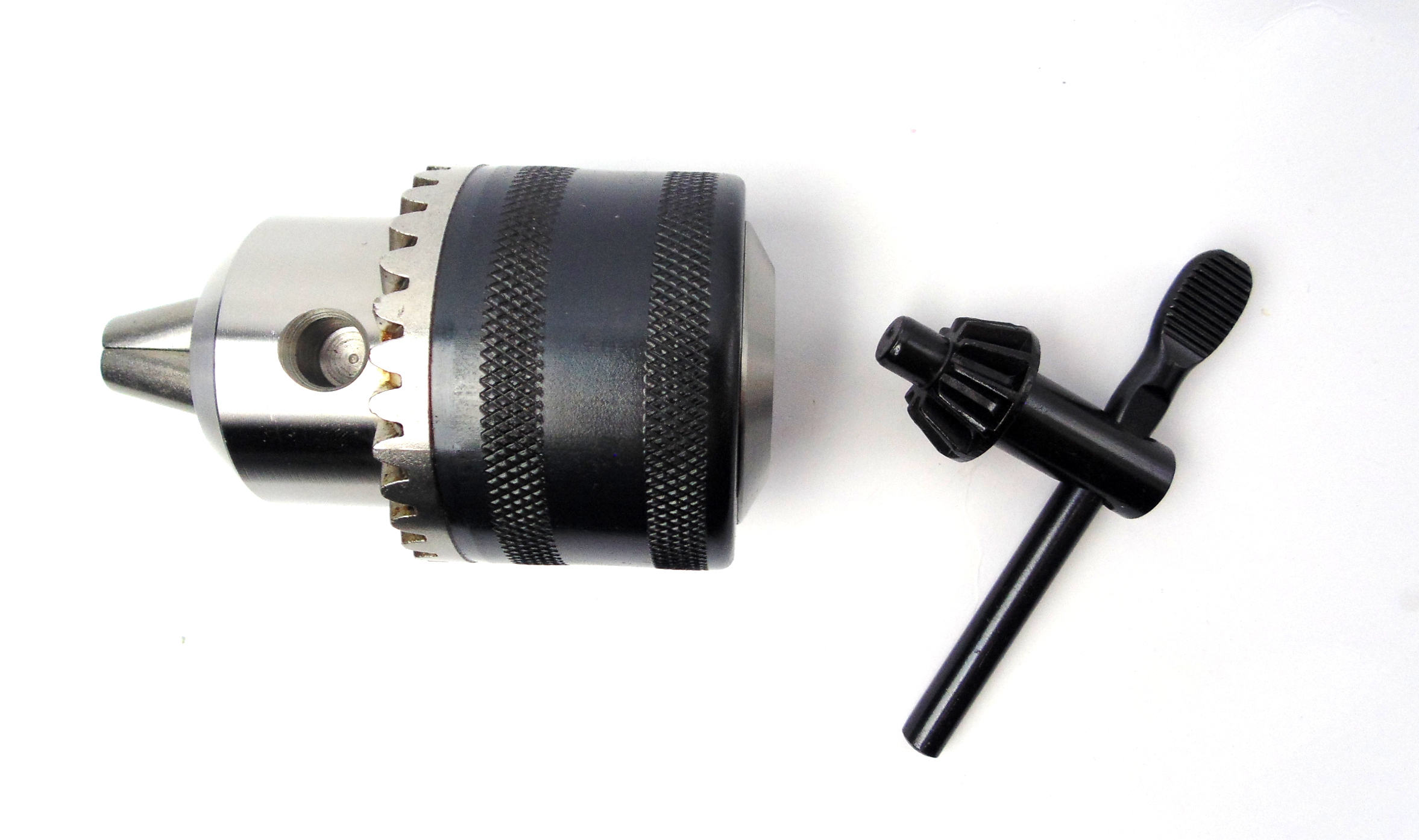 

Uchwyt Wiertarski 3-16 mm B18 Na Kluczyk Głowica