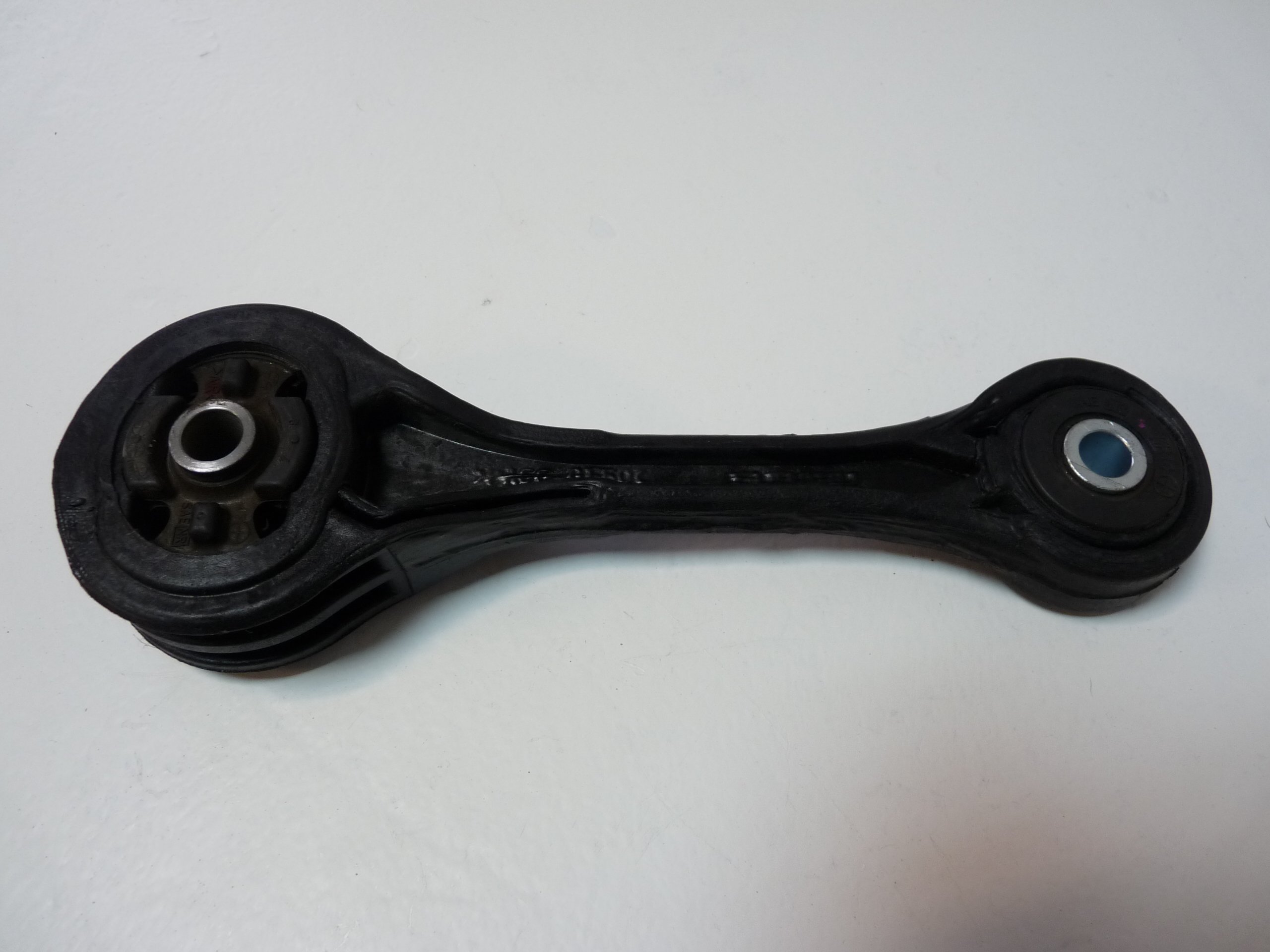 MBM SUBARU LEVORG ПОДУШКА ЛАПА ДВИГУНА КОРОБКИ