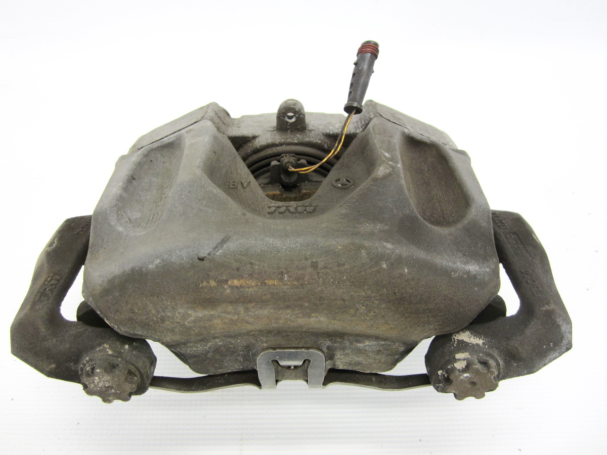 caliper front front right Mercedes W212 3.0 CDI